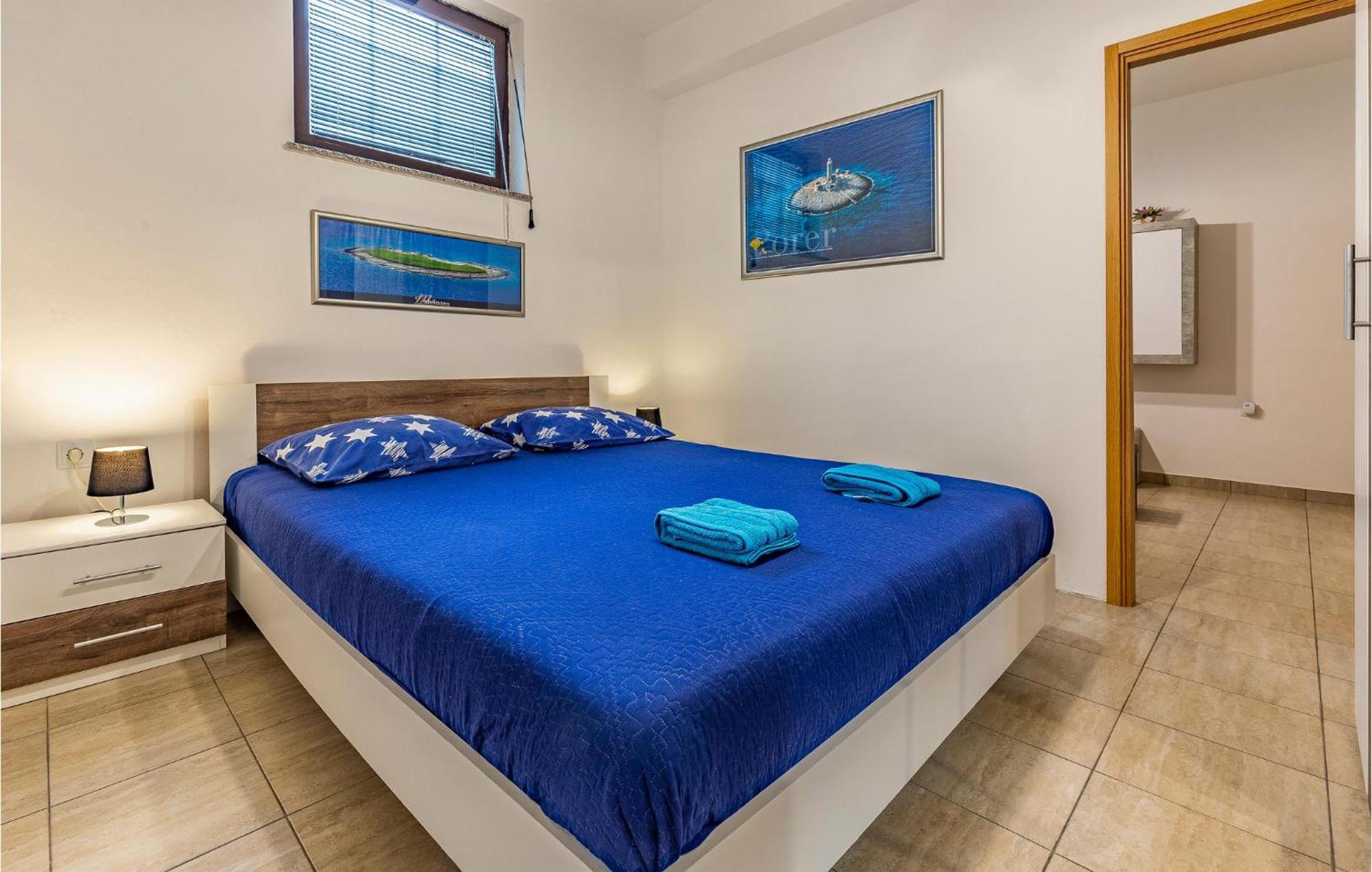 Amazing Apartment In Pula With Kitchen エクステリア 写真